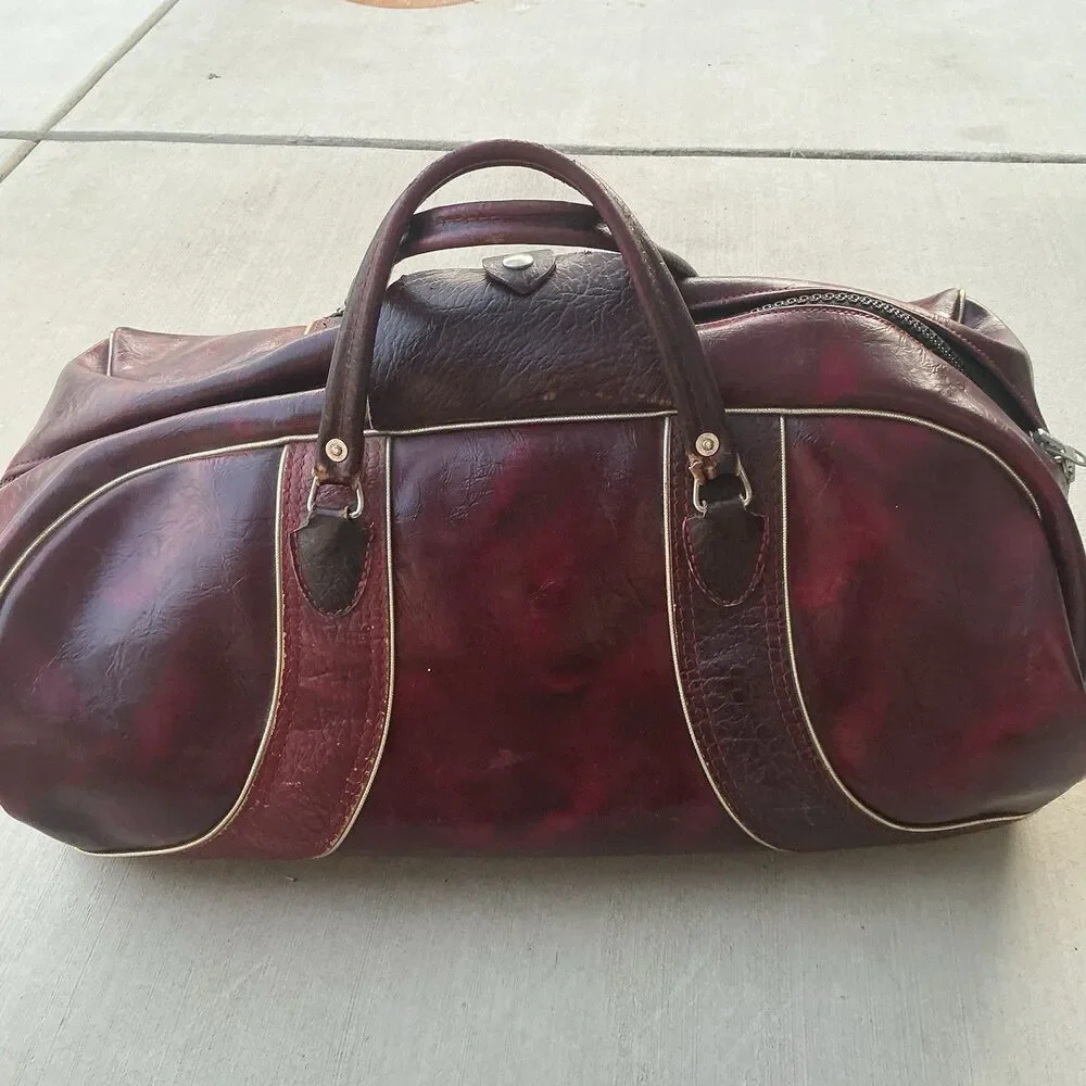 Vintage MacGregor USA Burgundy Sports Duffel Travel Bag Talon Zipper 24” Retro